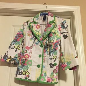 Cute Bisou Bisou women’s floral blazer
